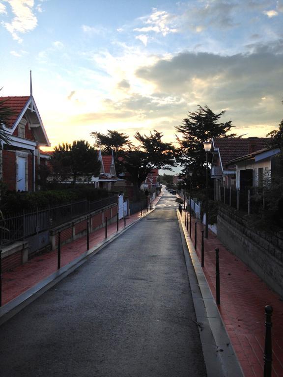 L'Ecume Des Jours Hotel Soulac-sur-Mer Exterior photo