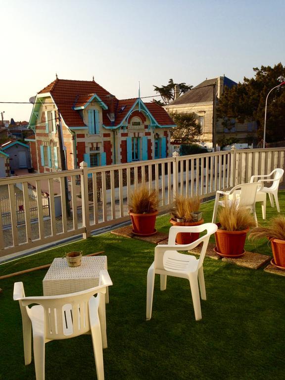 L'Ecume Des Jours Hotel Soulac-sur-Mer Exterior photo